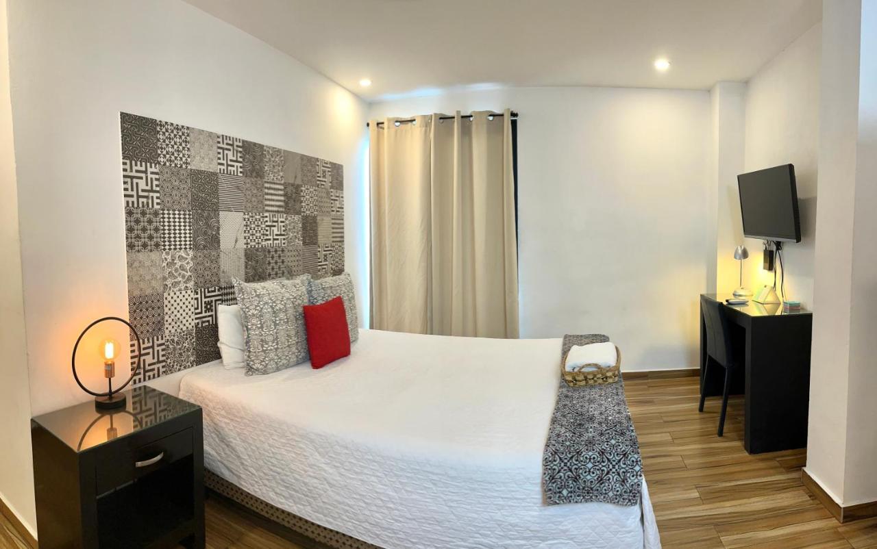 Hotel Boutique Valverde Santa Elena San Salvador Esterno foto