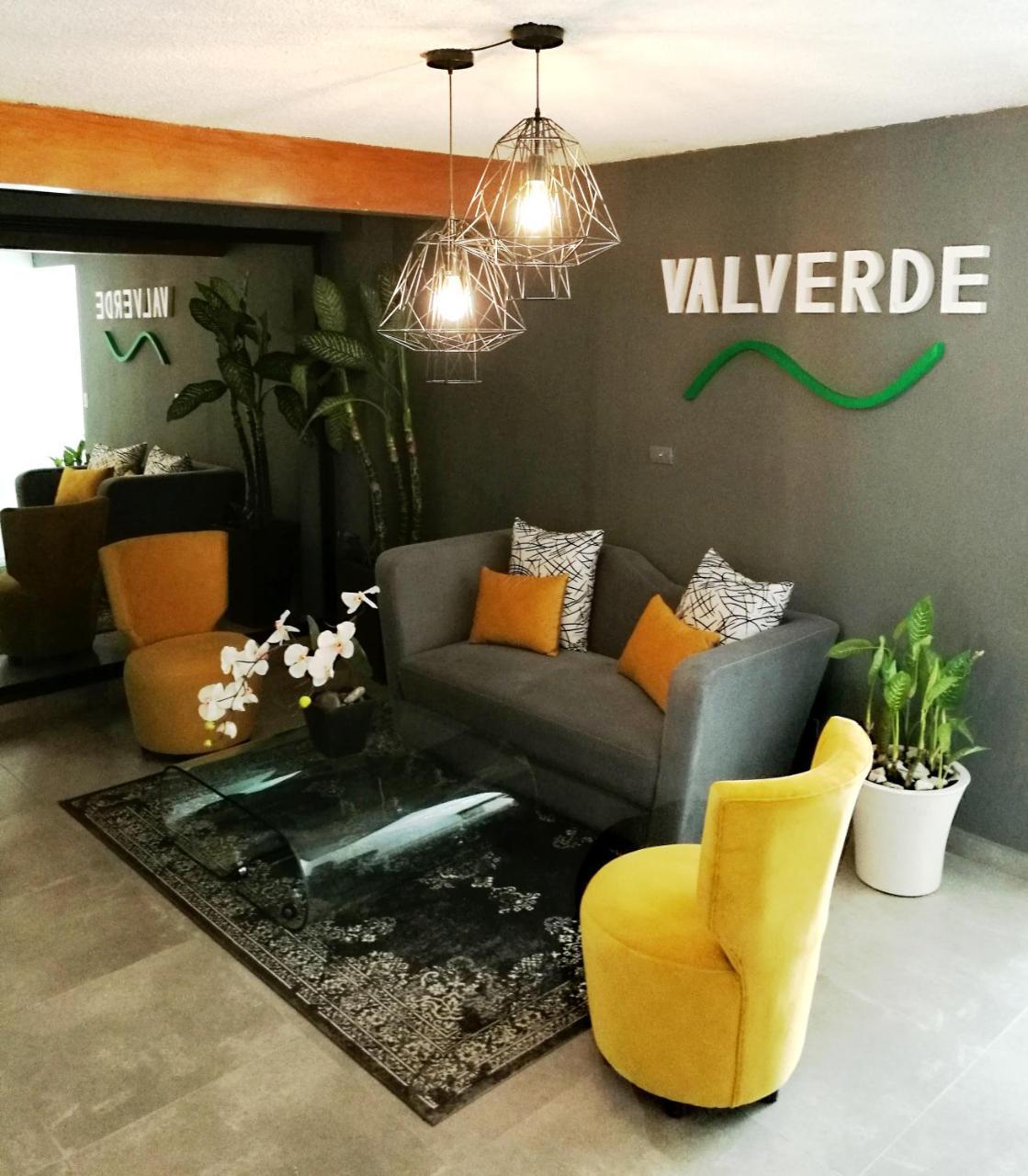 Hotel Boutique Valverde Santa Elena San Salvador Esterno foto