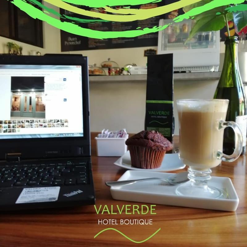 Hotel Boutique Valverde Santa Elena San Salvador Esterno foto